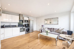 Photo 16- click for photo gallery